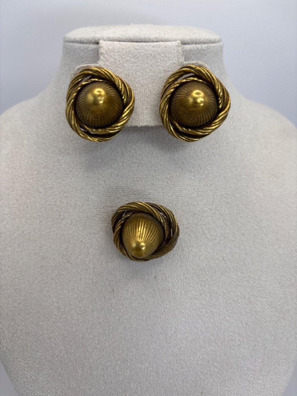 Coro Vintage Brass Dome Rope Clip On Earrings & Brooch Pin Signed